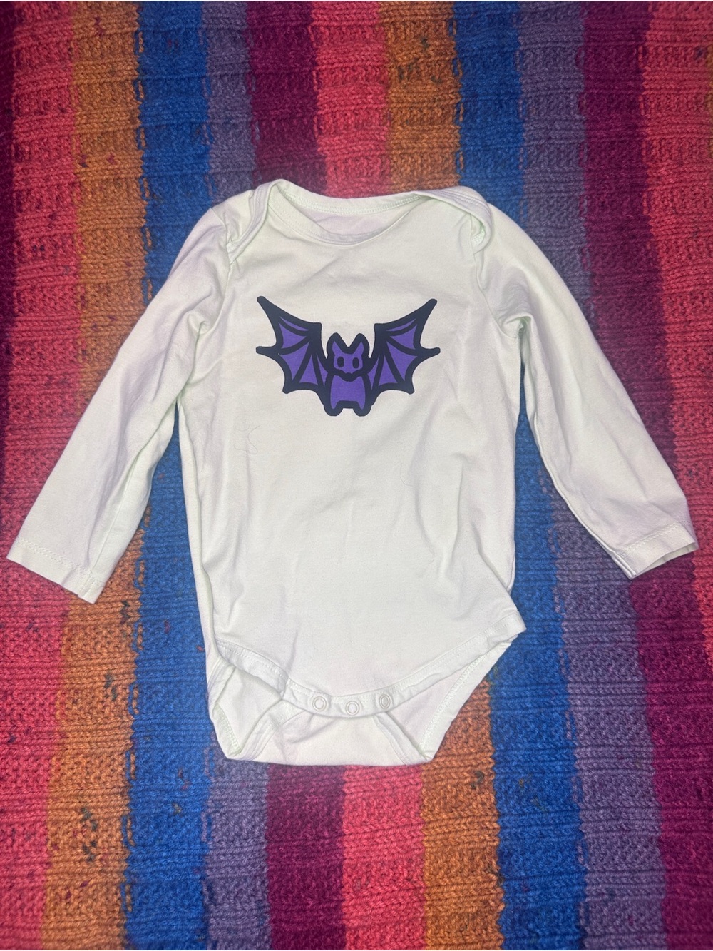 Long-Sleeve Green Bat Graphic Baby Bodysuit